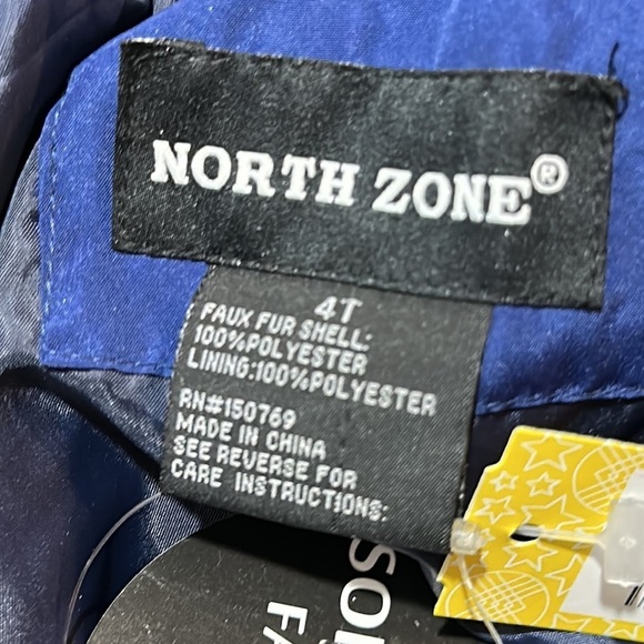 NWT north zone jacket for boy size 4T - Picture 5 of 7